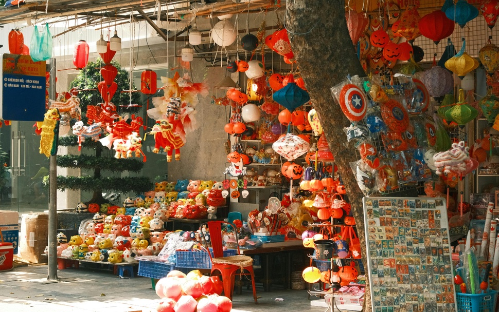 7 Curated experiences for your honeymoon in Hanoi
