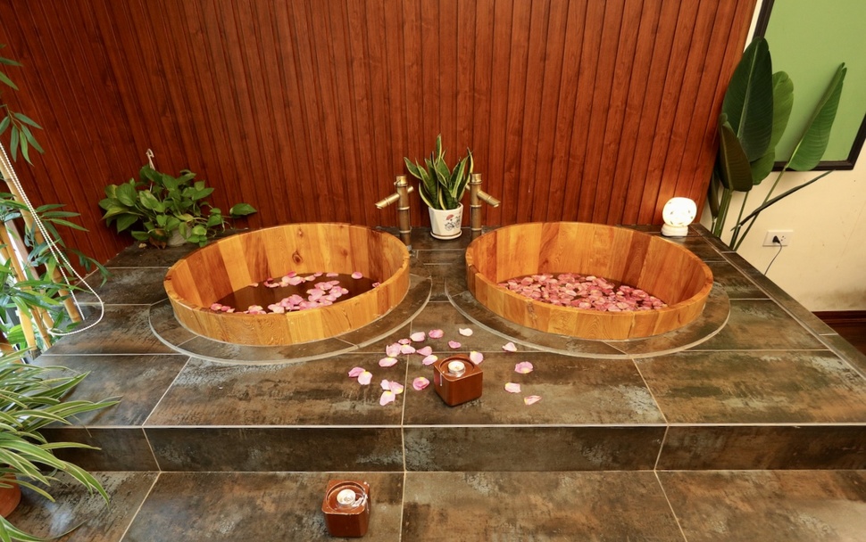 Red Dzao Herbal Bath: Magical benefits beyond relaxation